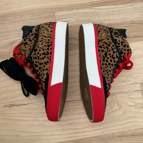 Rag & Bone RB Army High Tops in Tan Cheetah Print |
Size 36.5 US 6.5 New - Picture 7 of 10